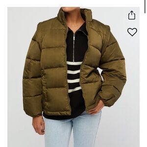 WeWoreWhat Zip off Sleeve Puffer Jacket NWT
